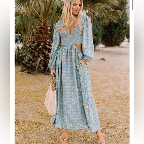 A1 -#15 Ocean blue cut out midi / maxi dress size medium - Picture 14 of 14